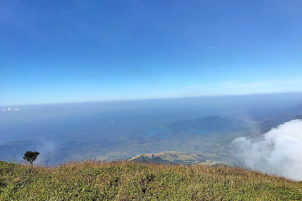 Agasthyarkoodam Hill top 06