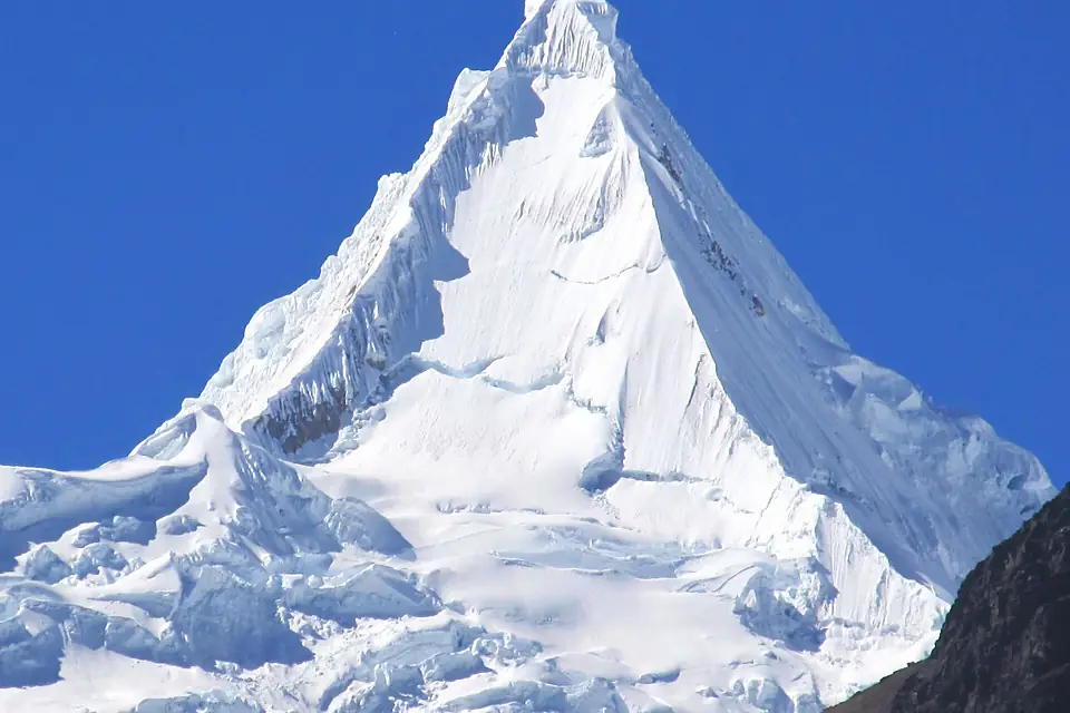 Alpamayo 12