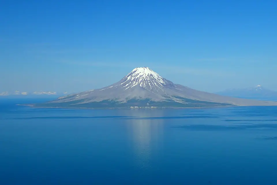 Augustine Volcano (19113850995)