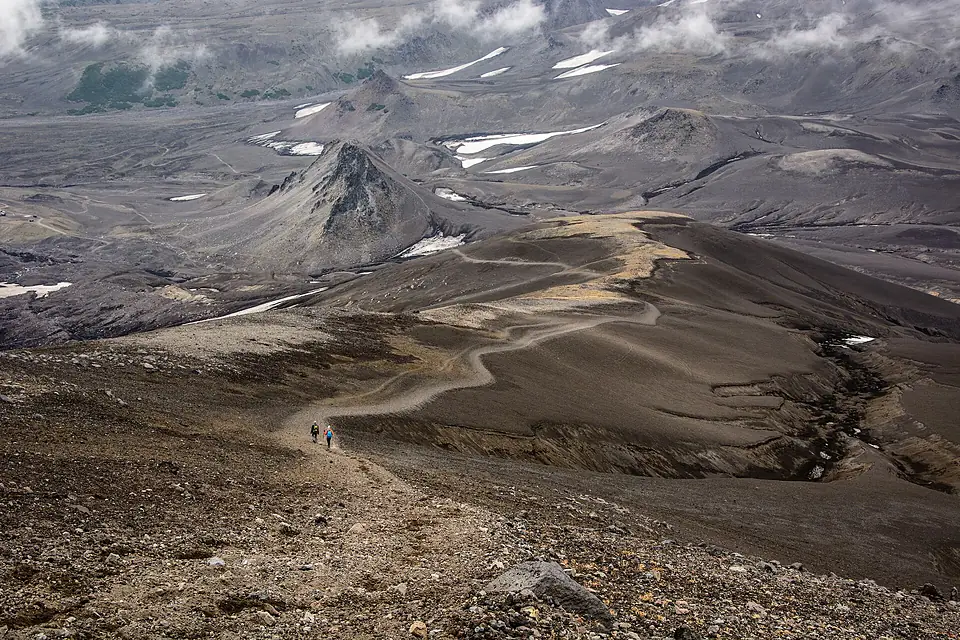 Kamchatka Descent from Avachinsky (Kamchatka) (16131863325)