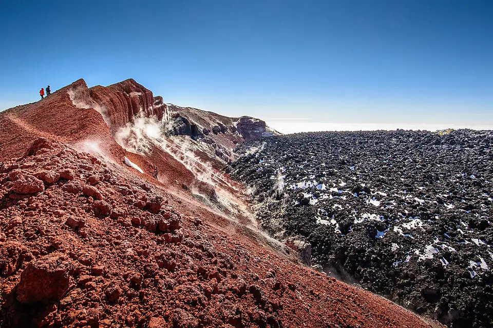 Kamchatka Volcano Avachinsky (Kamchatka) (16084696896)