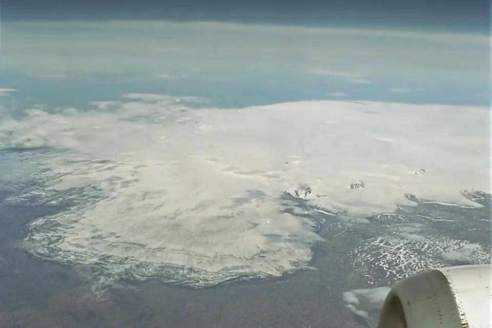 FlightOverVatnajoekull