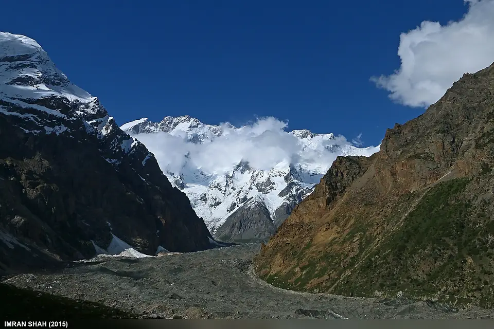 Batura Wall (26129204915)