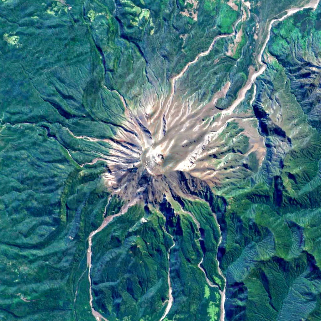 Calbuco seen from above (Sentinel-2)
