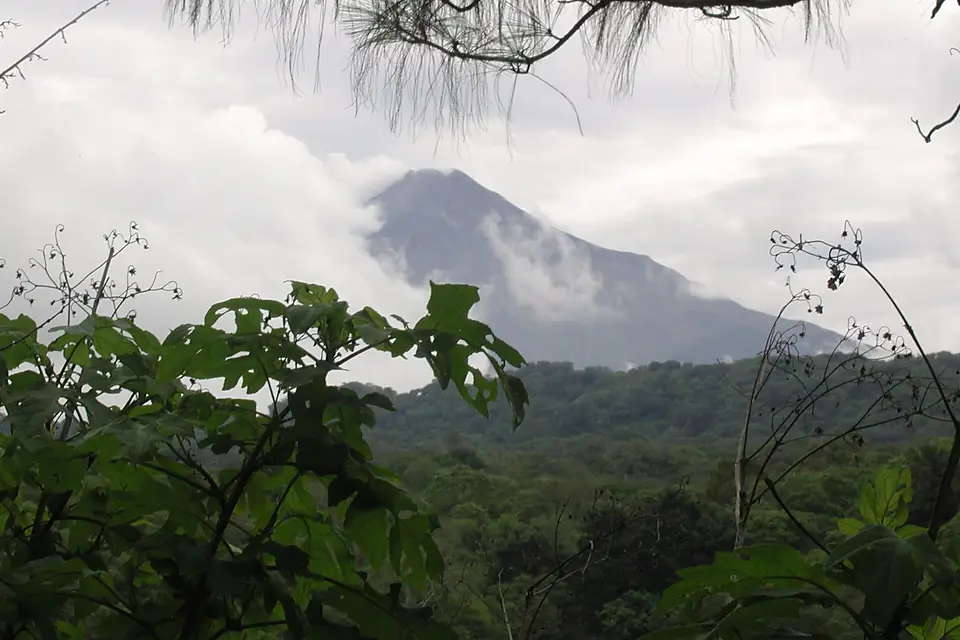 Volcan al atardecer - panoramio