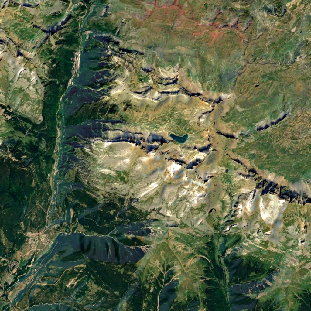 Collarada seen from above (Sentinel-2)