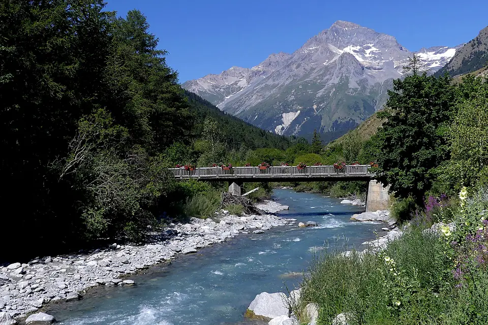 Arc et Dent Parrachée à Lanslebourg en été (juillet 2026)