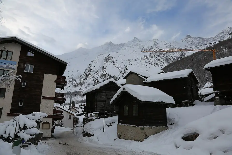 Cloudy Täschhorn, Dom und Lenzspitze von Saas Fee