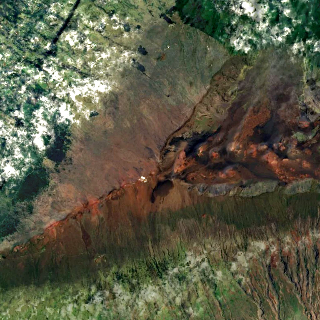 Haleakalā seen from above (Sentinel-2)