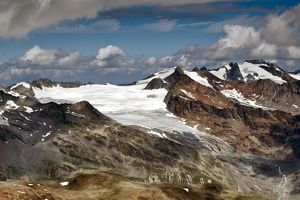 20180730 Kesselwandferner mit Fluchtkogel und Hochvernagtspitze, Ötztaler Alpen (06365)