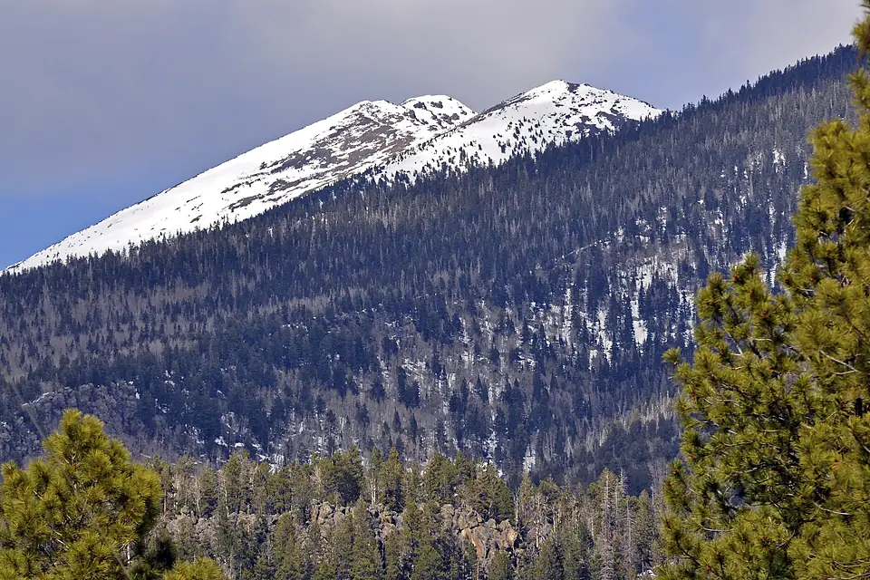 Humphreys Peak (4463035984)