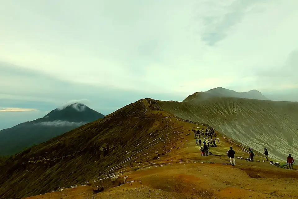 Ijen Caldera Rim