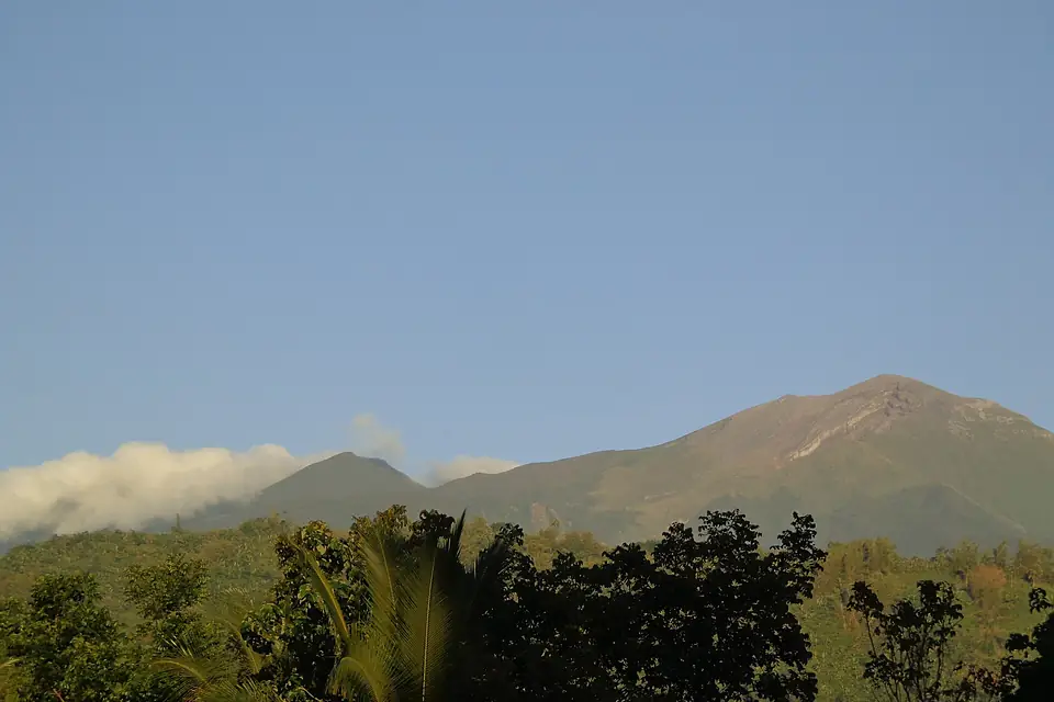 Kanlaon (Canlaon) Volcano - panoramio
