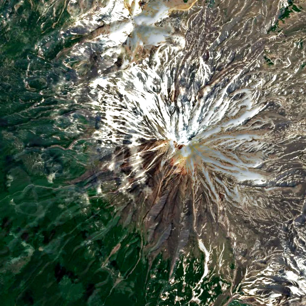 Koryaksky seen from above (Sentinel-2)