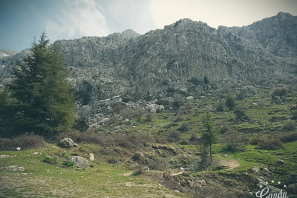 Mountains covering sky