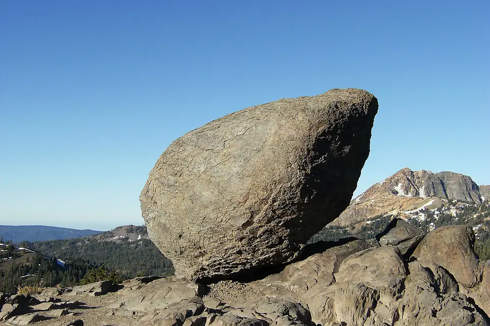 Balanced Rock - Lassen National Park (32744934012)