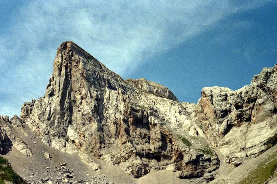 Cirque de Lescun Table et Pic des Trois Rois