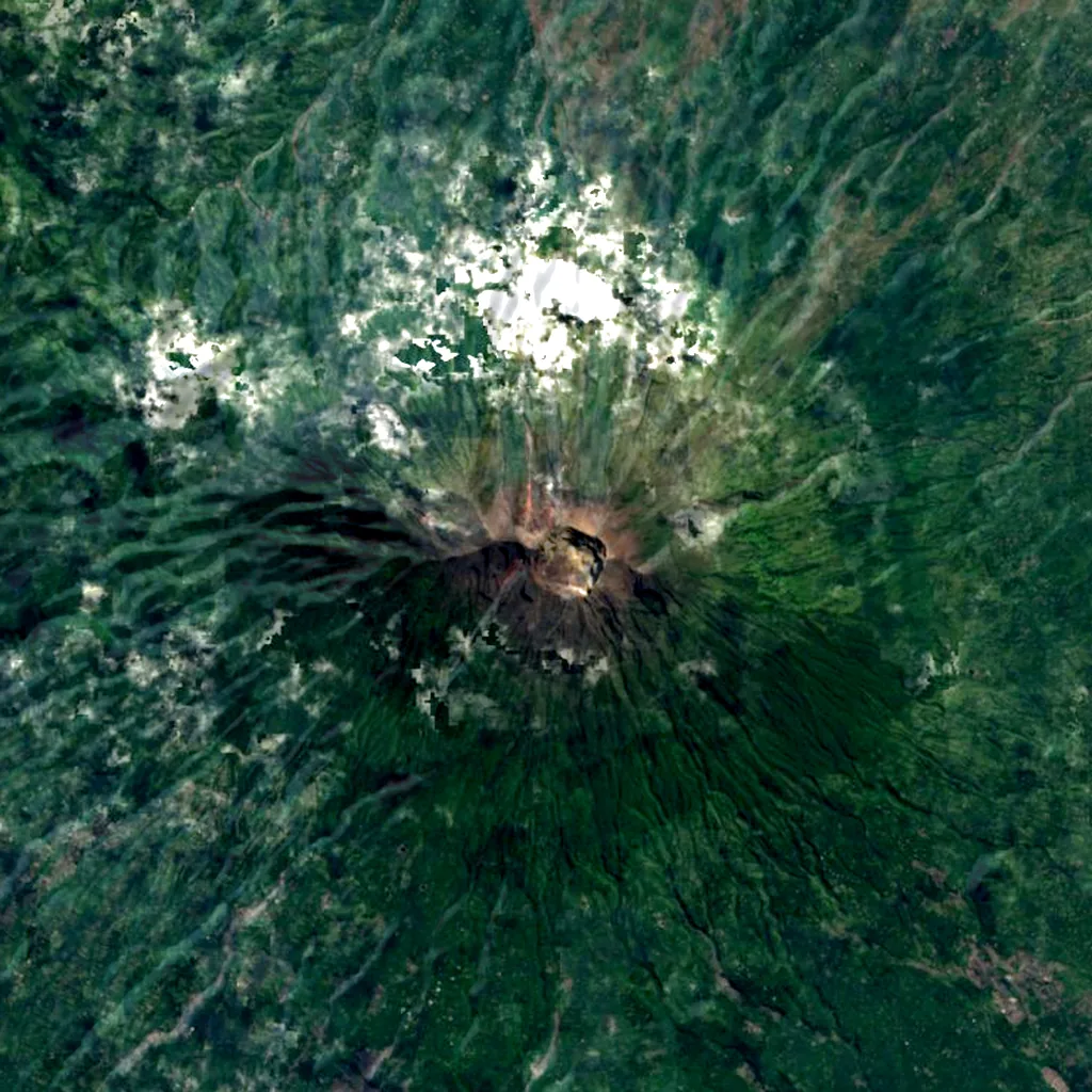 Mount Agung seen from above (Sentinel-2)