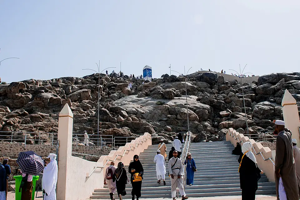 Jabal-e-Rehmat (Mount of Mercy) Mount Arafat
