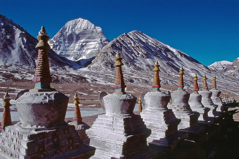2005 Chortens and Kailash High reso