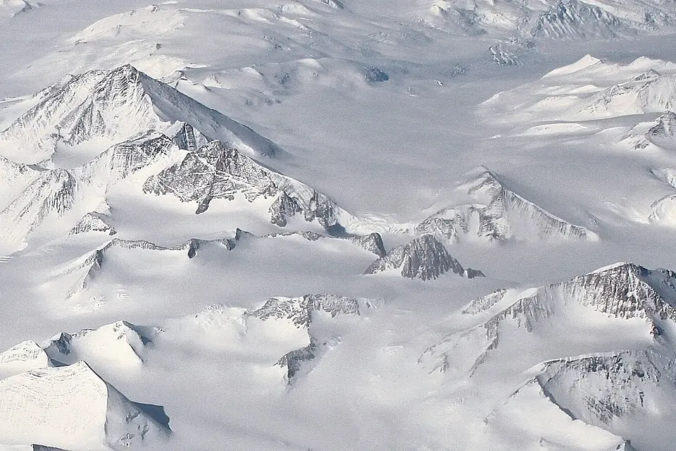 Antarctica - Mount Minto