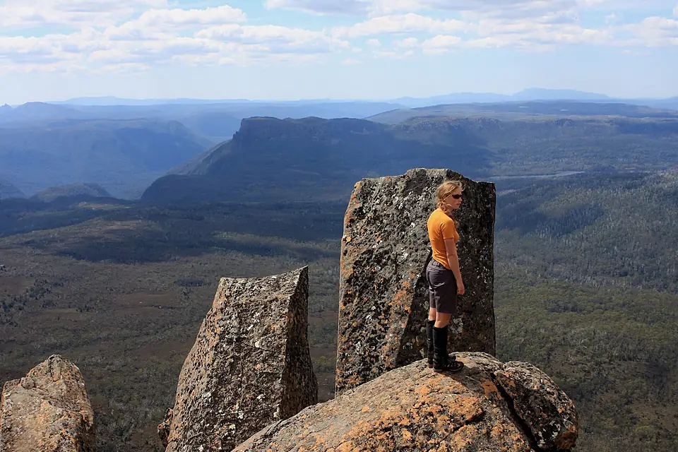 Laura - Mount Ossa Summit - Flickr - brewbooks (1)
