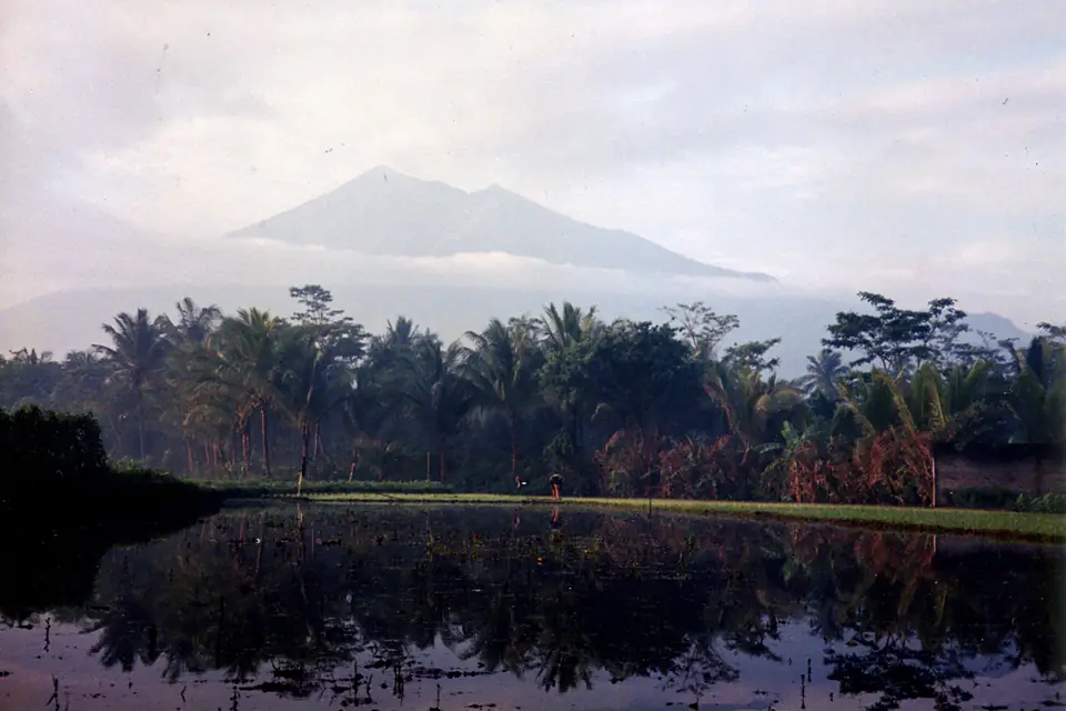Pemandangan Merbabu dari Kota Salatiga (1)