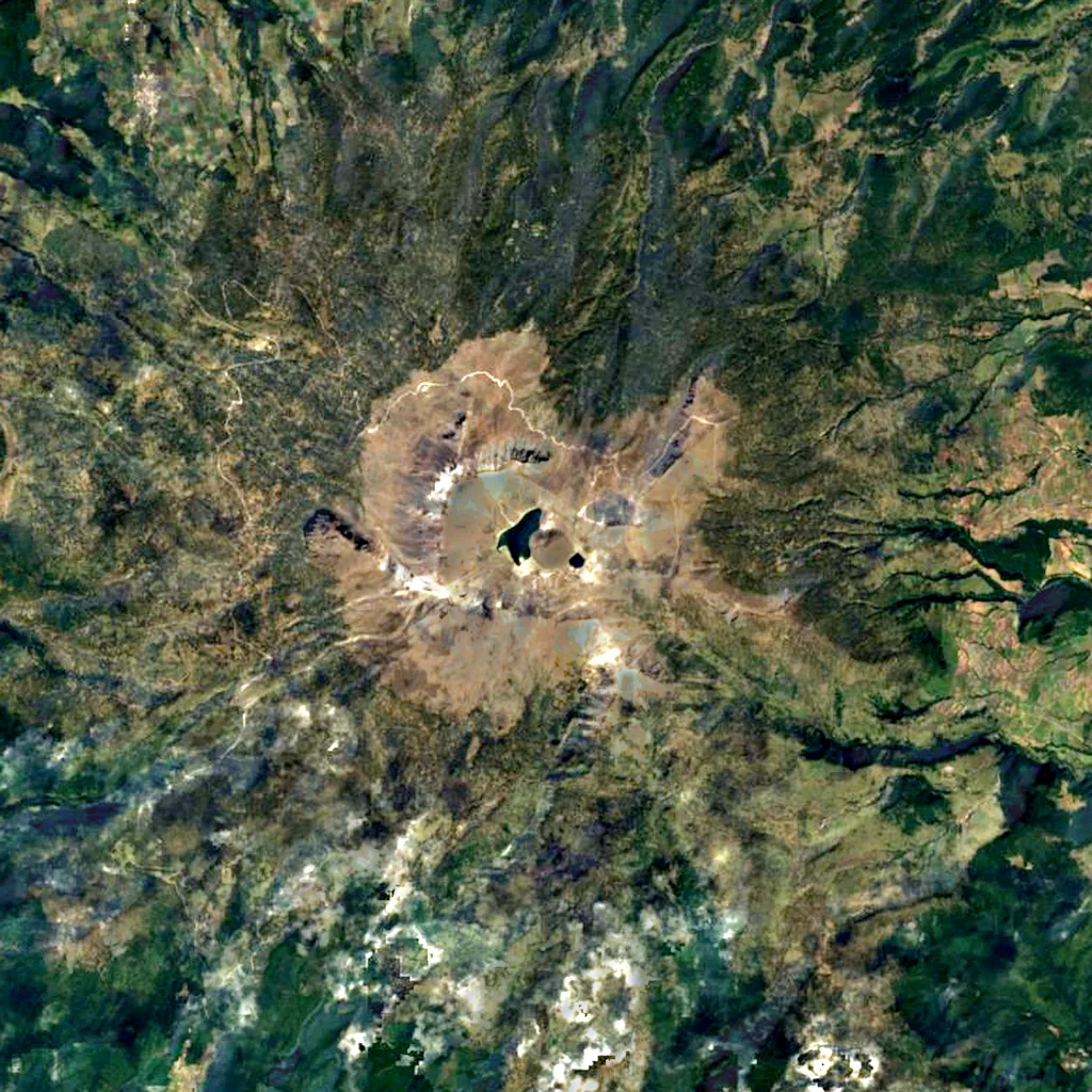 Nevado de Toluca seen from above (Sentinel-2)