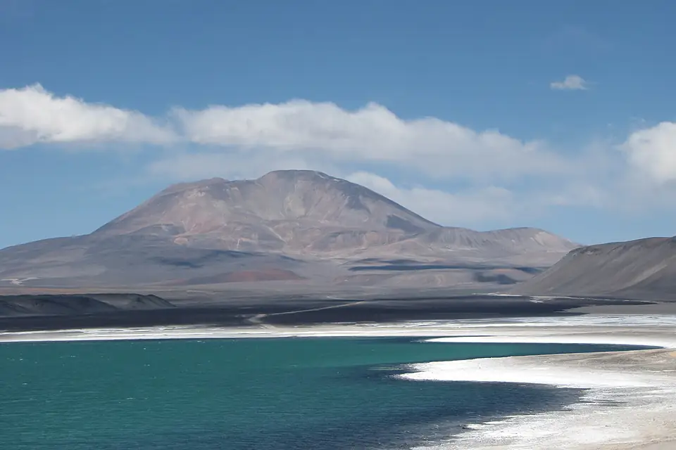 Laguna Verde scenery (4320925682)