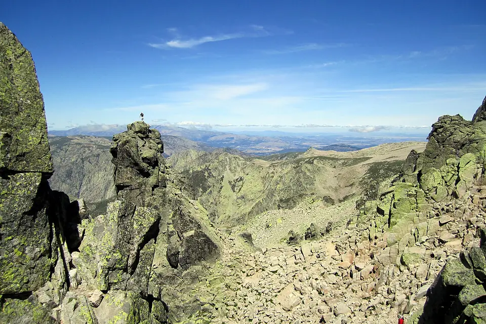 2011-07-18 Subiendo el Almanzor - panoramio
