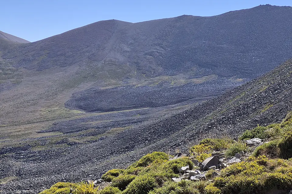 Block lava flow at Dervishlar Peak, Mount Sahand