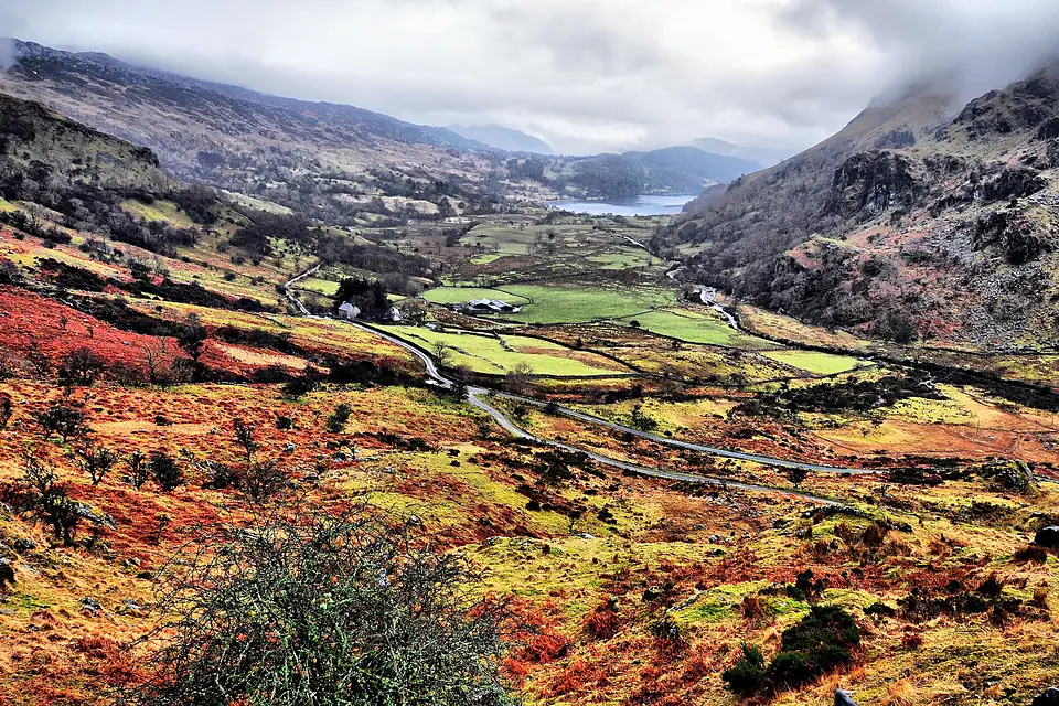A498 Mountain Pass (4369401885)