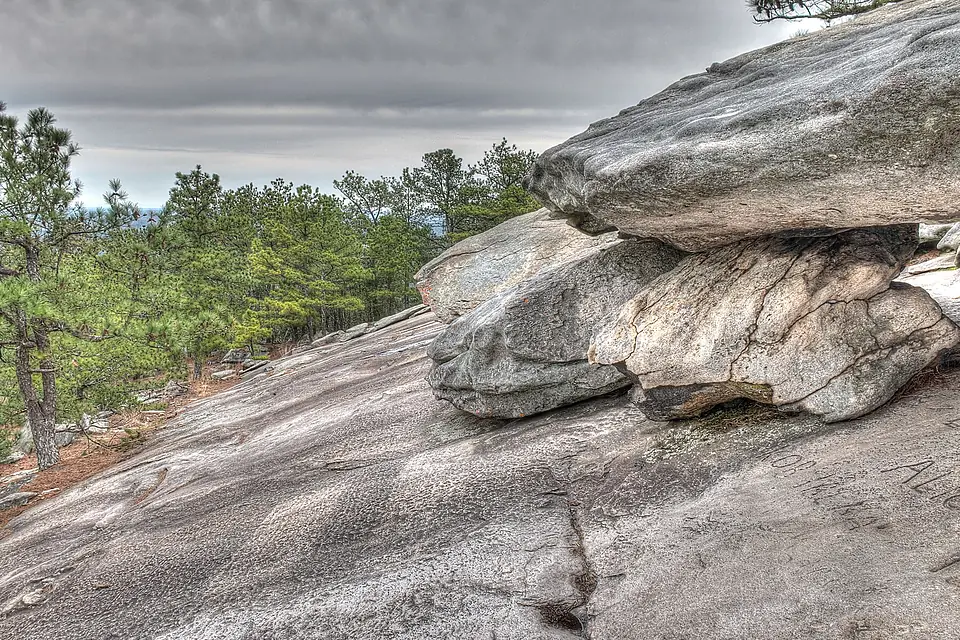 15-10-091, detail of stone mountain - panoramio