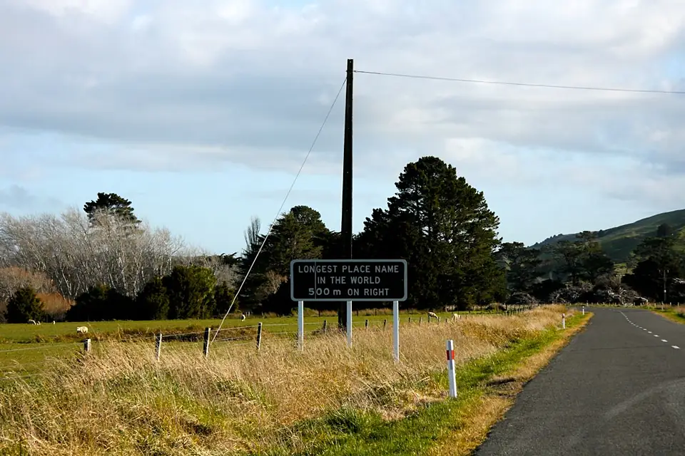 The longest place name in the world - 6780300207
