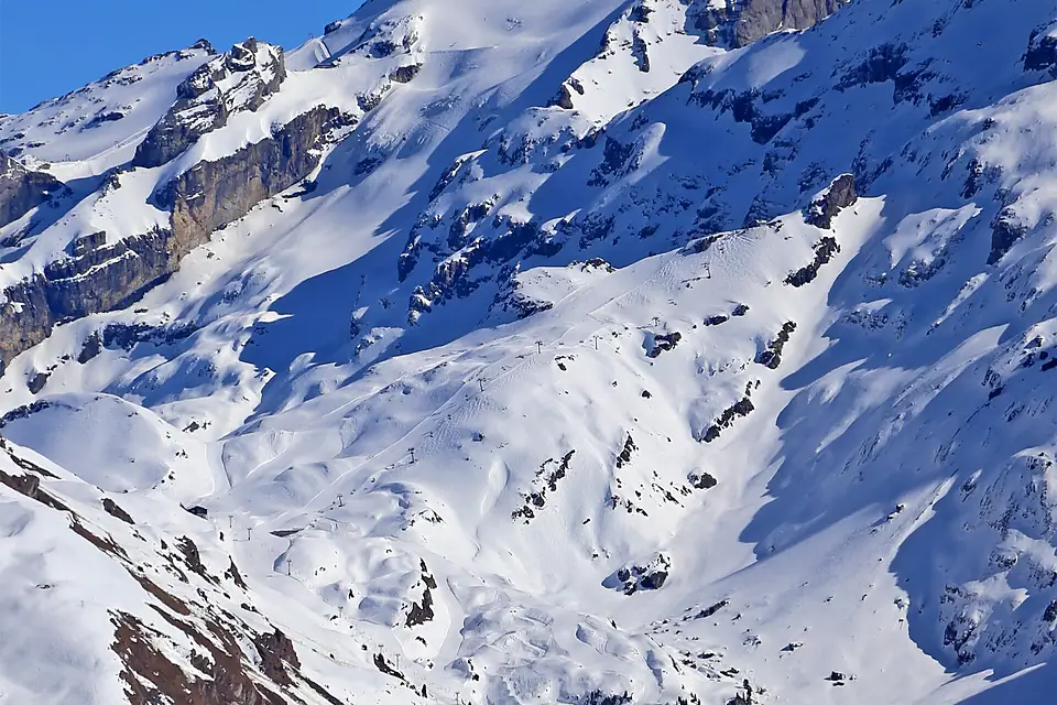 00 0481 Titlis - Westseite