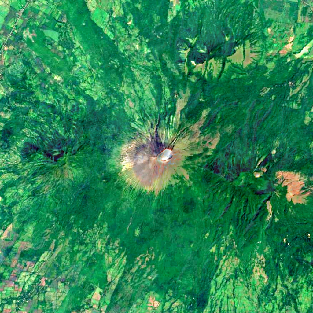 Volcán San Cristóbal seen from above (Sentinel-2)