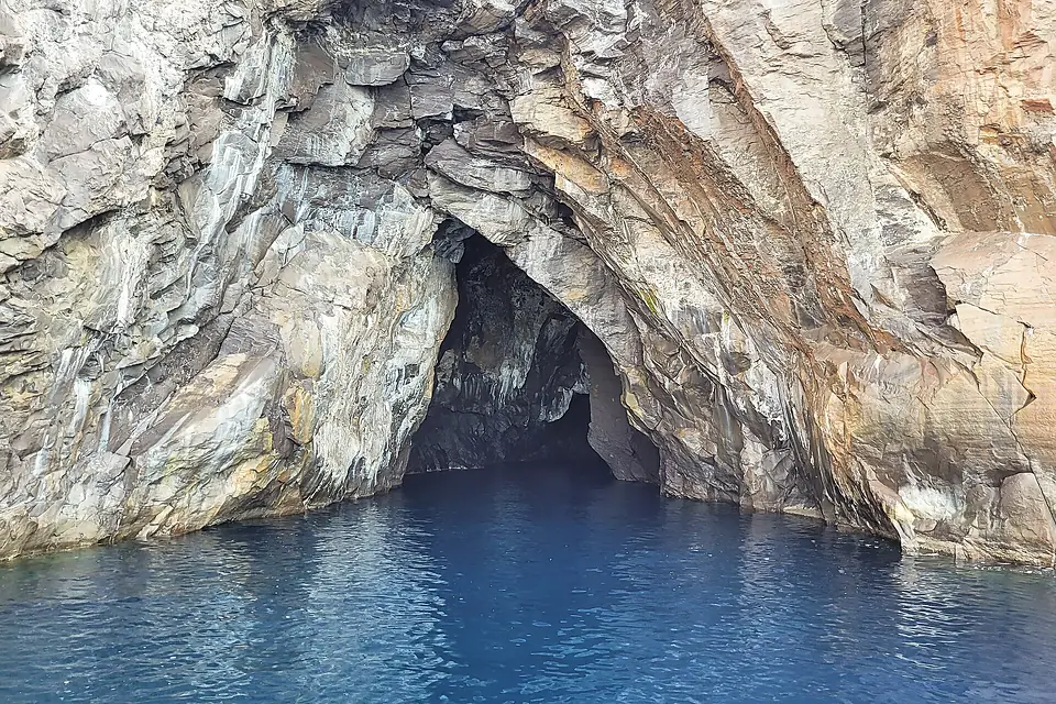 Coasts of Vulcano Island 02